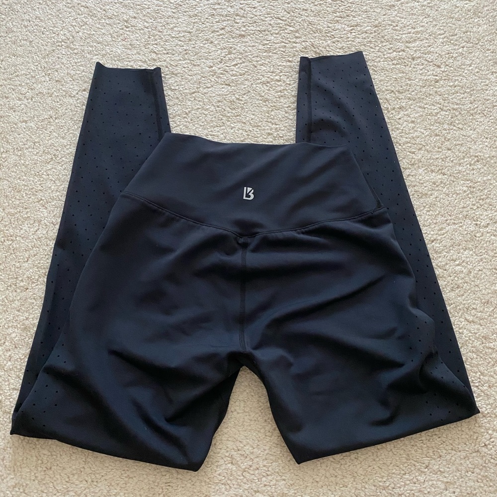 Buffbunny allure laser leggings